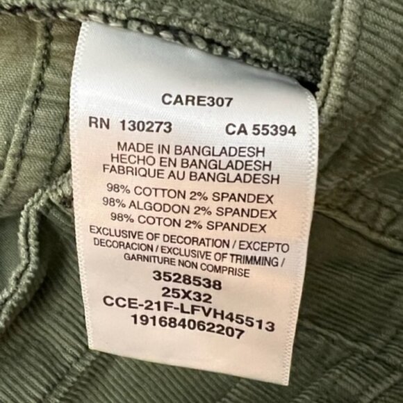 Lee Vintage Modern Corduroy High Rise Flare Jeans Green - Picture 7 of 7